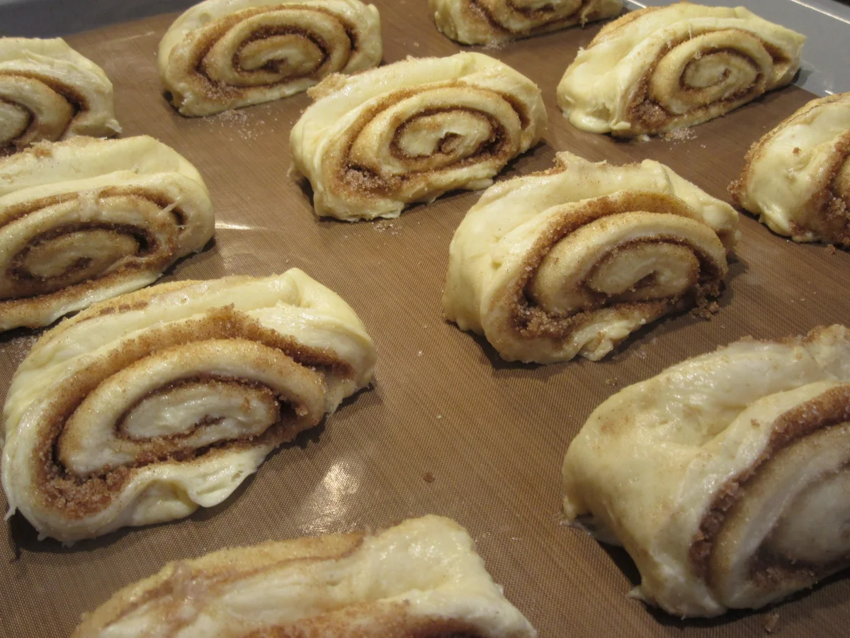 Rezept: Backen: Franzbrötchen Bild Nr. 7760 Backen: Franzbrötchen - Rezept - Bild Nr. 7760