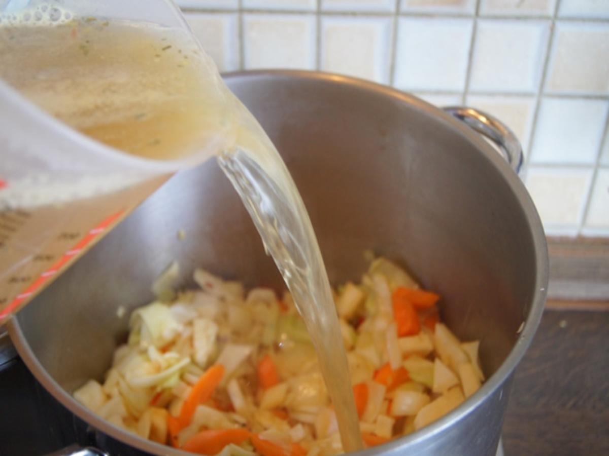 Weißkohl-Gemüse-Suppe mit Garnelen - Rezept - Bild Nr. 6