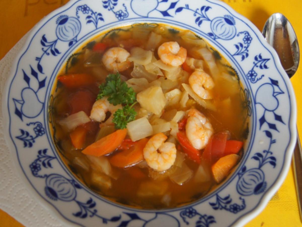 Weißkohl-Gemüse-Suppe mit Garnelen - Rezept - Bild Nr. 10