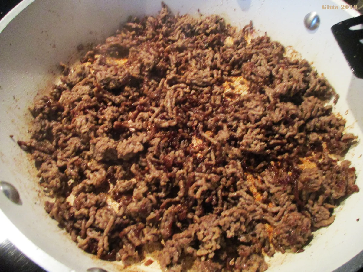 Rezept: Schupfnudeln in Hack-Gorgonzola-Rahm Bild Nr. 7754 Schupfnudeln in Hack-Gorgonzola-Rahm - Rezept - Bild Nr. 7754