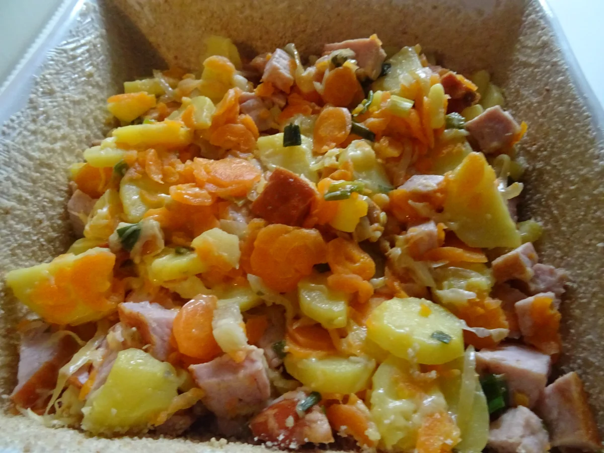 Rezept: Kartoffel-Möhren-Auflauf mit Kasseler Bild Nr. 7758 Kartoffel-Möhren-Auflauf mit Kasseler - Rezept - Bild Nr. 7758