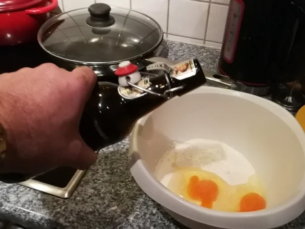 ALLGAIER KÄSSCHBÄTZLE  --- ÜBERSETZT -- ALLGÄUER KÄSESPÄTZLE - Rezept - Bild Nr. 7757