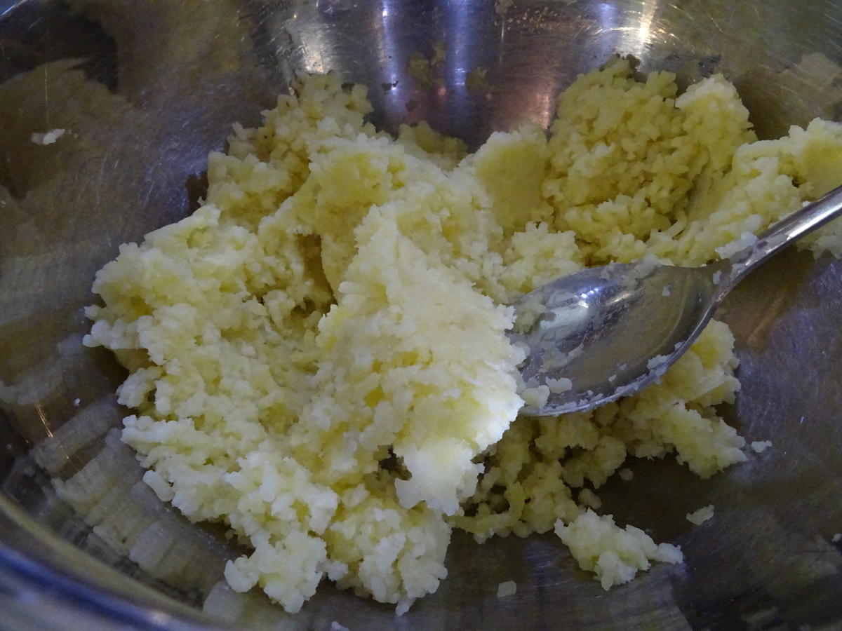 Kartoffel-Spiralen mit Zimt-Zucker und Apfelkompott - Rezept - Bild Nr. 7762