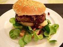 Blauschimmel-Burger mit karamelisierten Walnüssen und Rotweinzwiebeln - Rezept - Bild Nr. 7757