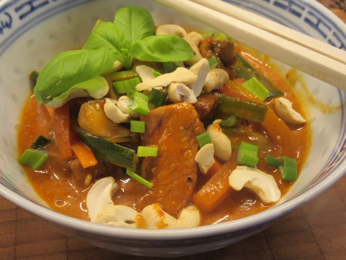 Fleisch: Rotes Thaicurry - etwas europäisch - Rezept - Bild Nr. 7756