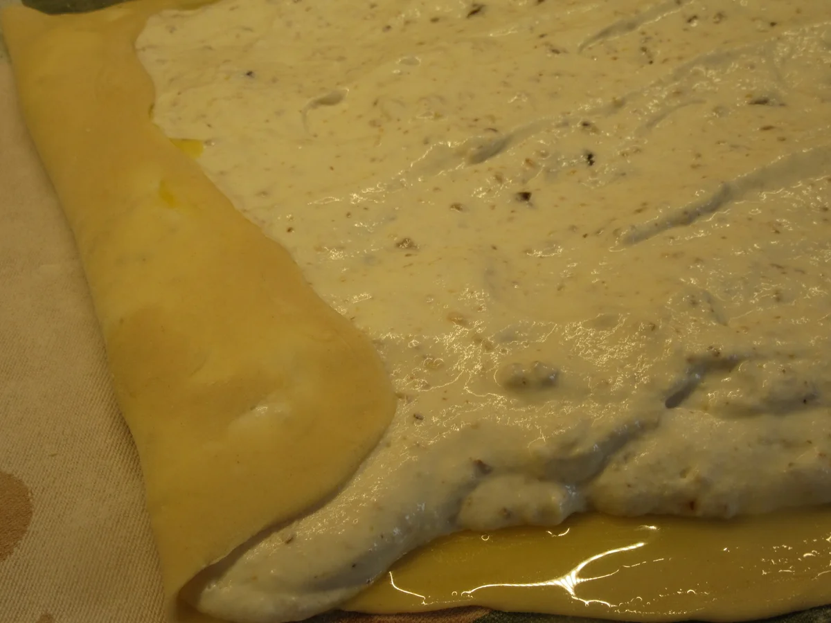 Rezept: Backen: Quarkstrudel mit getrockneten Aprikosen Bild Nr. 7795 Backen: Quarkstrudel mit getrockneten Aprikosen - Rezept - Bild Nr. 7795