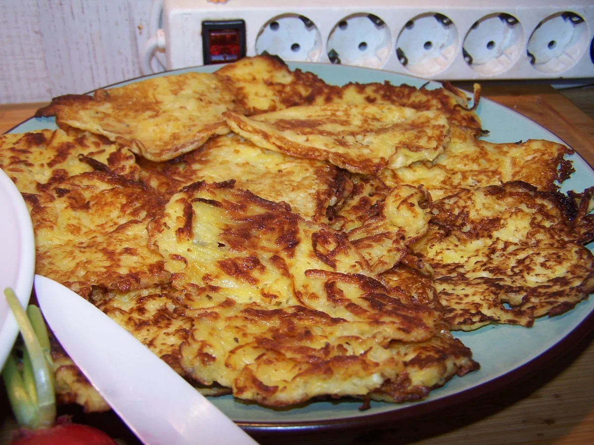 Rezept: Kartoffelsuppe mit Einlage und Beilage Bild Nr. 7785 Kartoffelsuppe mit Einlage und Beilage - Rezept - Bild Nr. 7785