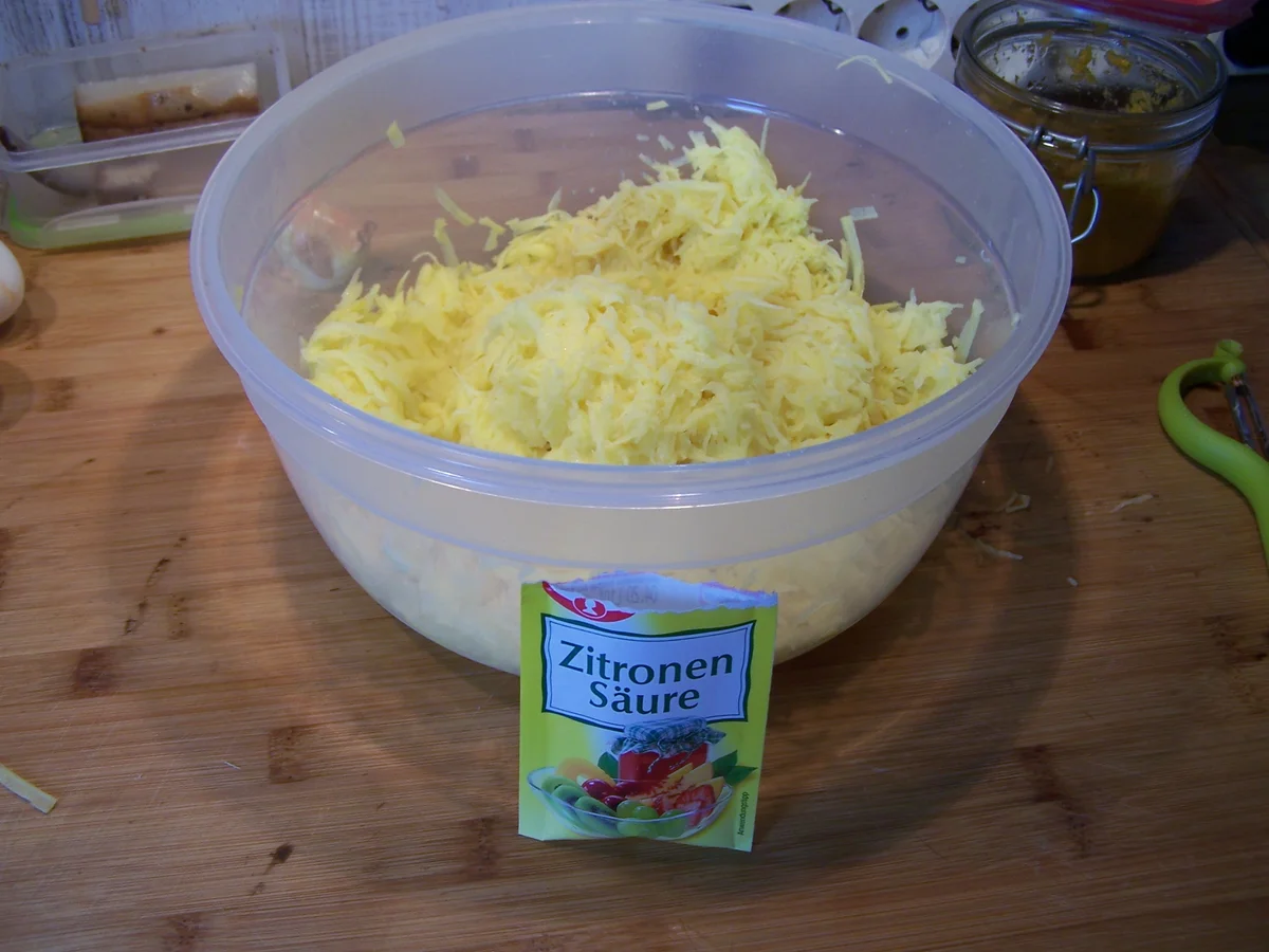 Rezept: Kartoffelsuppe mit Einlage und Beilage Bild Nr. 7795 Kartoffelsuppe mit Einlage und Beilage - Rezept - Bild Nr. 7795