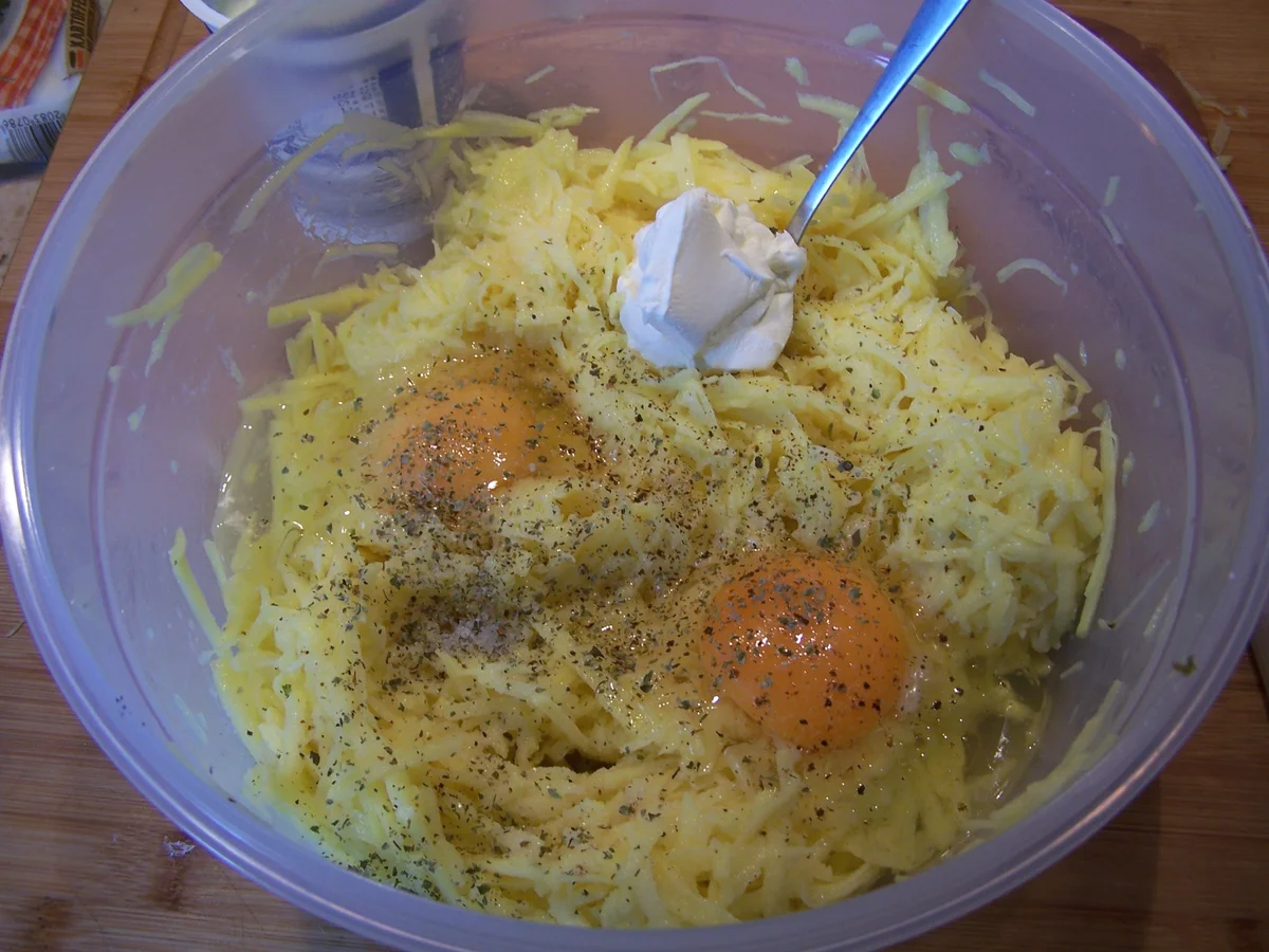 Rezept: Kartoffelsuppe mit Einlage und Beilage Bild Nr. 7796 Kartoffelsuppe mit Einlage und Beilage - Rezept - Bild Nr. 7796