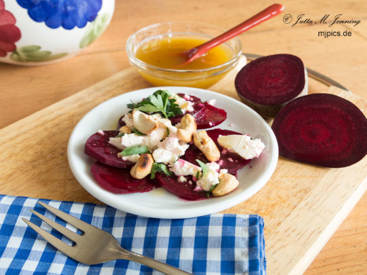 Rote Beete Carpaccio mit Fetakäse - Rezept - Bild Nr. 2