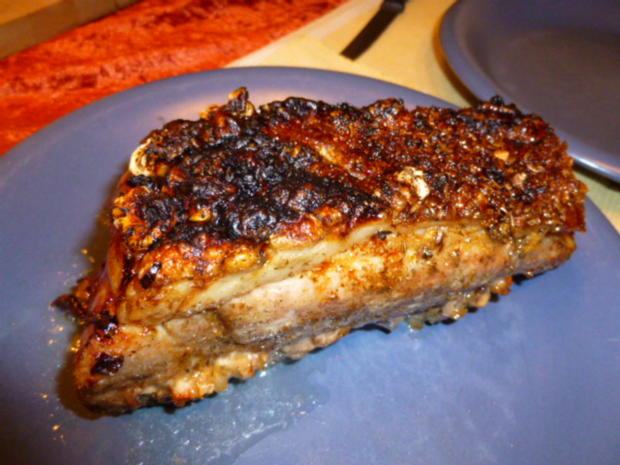 Schweinekrustenbraten mit Schweineschulter oder Schinkenbraten mit