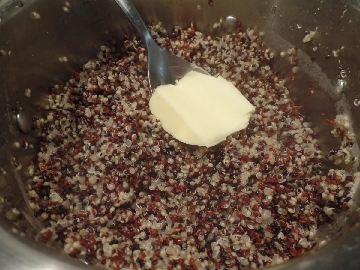 Ananashähnchen auf Quinoa-Tricolore mit Gurkensalat - Rezept - Bild Nr. 7807