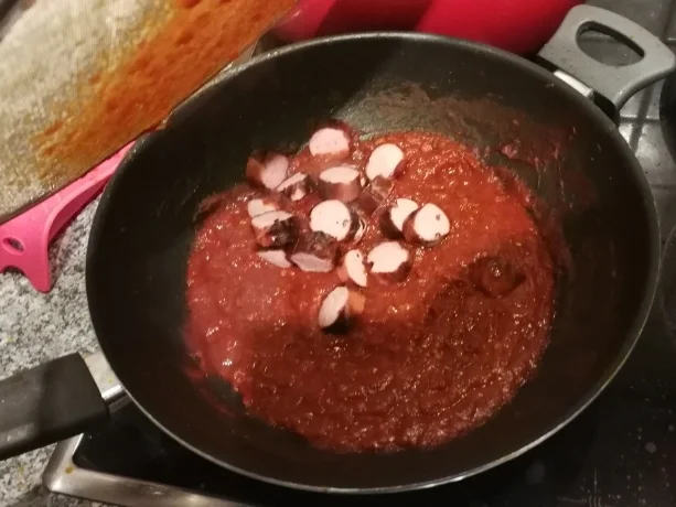 Rezept: GUTES FASTFOOD WILL AUCH WEILE HABEN ODER HÖLLENWURST Bild Nr. 7815 GUTES FASTFOOD WILL AUCH WEILE HABEN ODER HÖLLENWURST - Rezept - Bild Nr. 7815