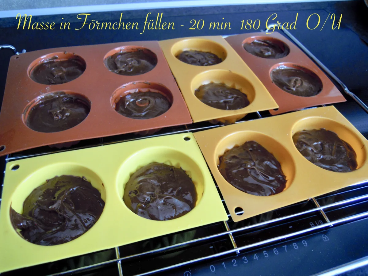 Rezept: Silvia`s blitzschnelle Schokoküchlein Bild Nr. 7813 Silvia`s blitzschnelle Schokoküchlein - Rezept - Bild Nr. 7813