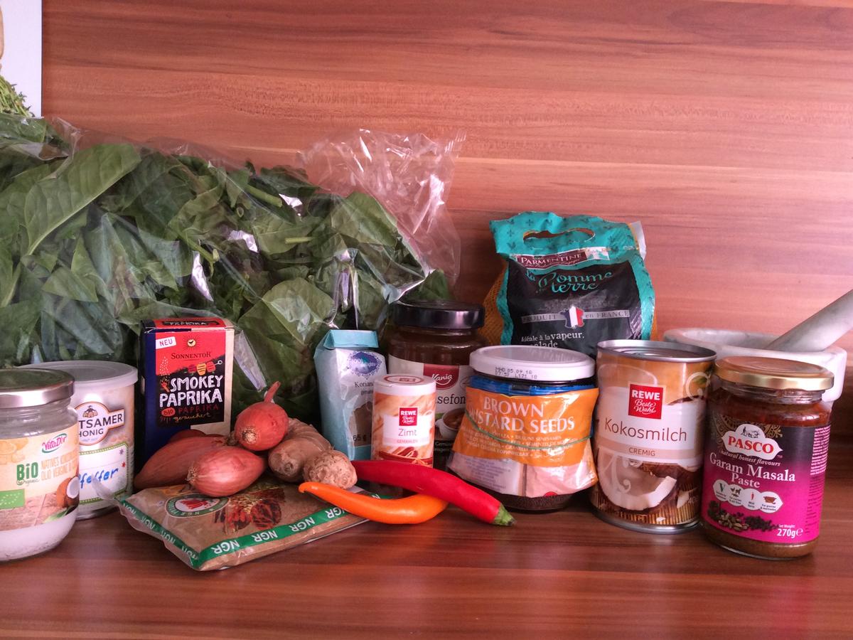 Kartoffelcurry mit frischem Spinat, leicht scharf - einfach - von DieDoris