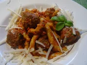 Strozzapreti con Polpette al sugo di pomodori - Rezept - Bild Nr. 7823