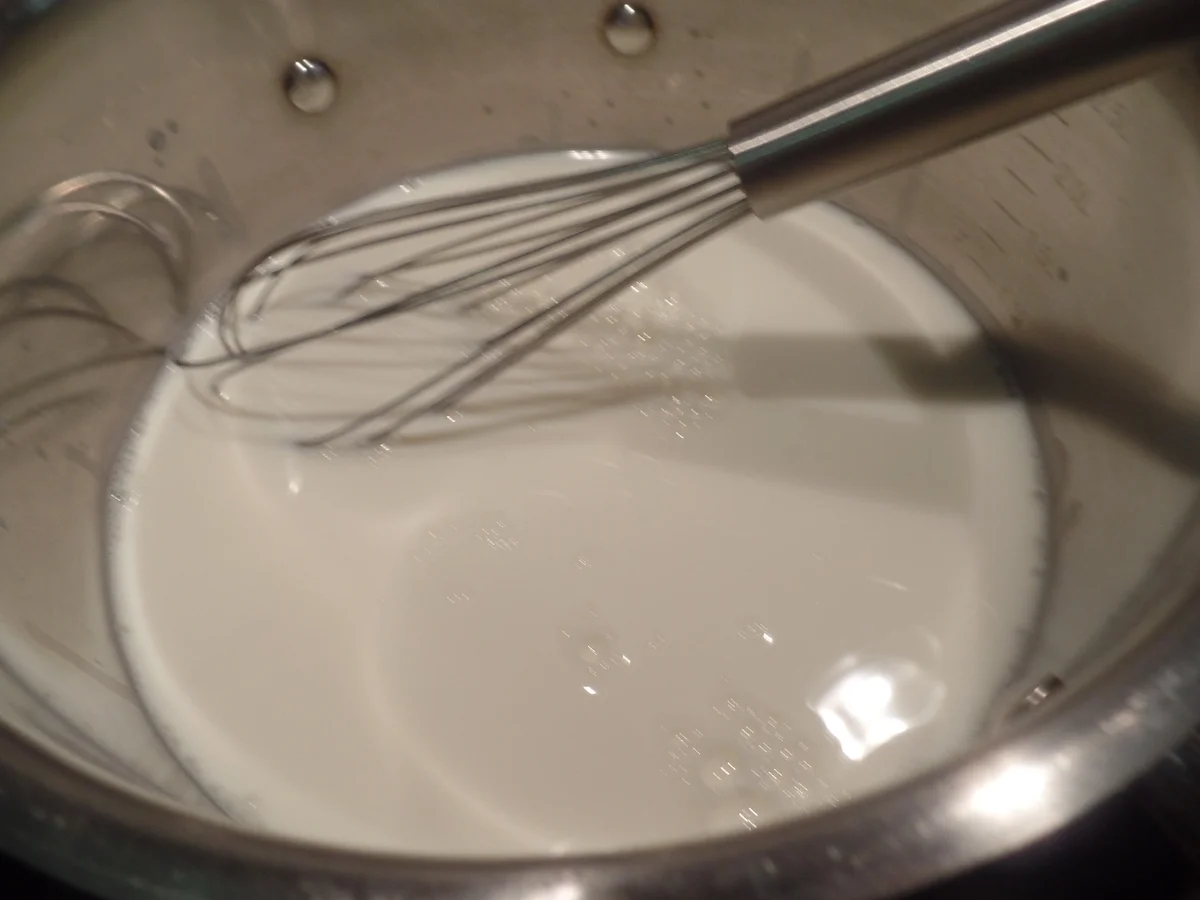 Grießpudding mit Ananas-Kokos-Kompott - Rezept - Bild Nr. 7827