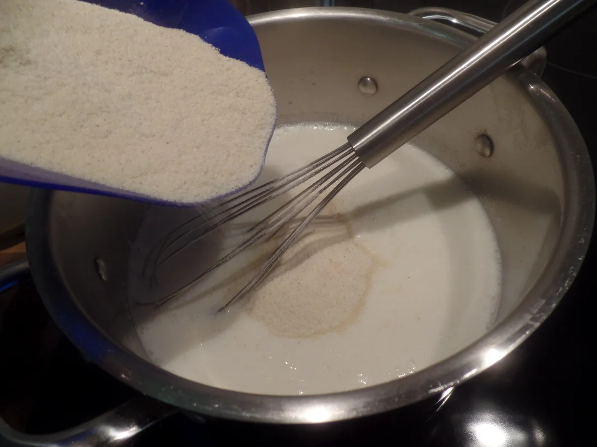 Grießpudding mit Ananas-Kokos-Kompott - Rezept - Bild Nr. 7831