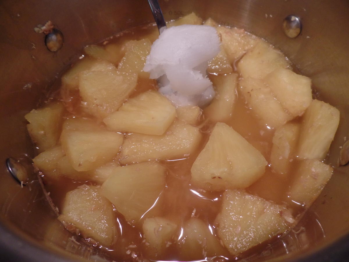 Grießpudding mit Ananas-Kokos-Kompott - Rezept - Bild Nr. 7841