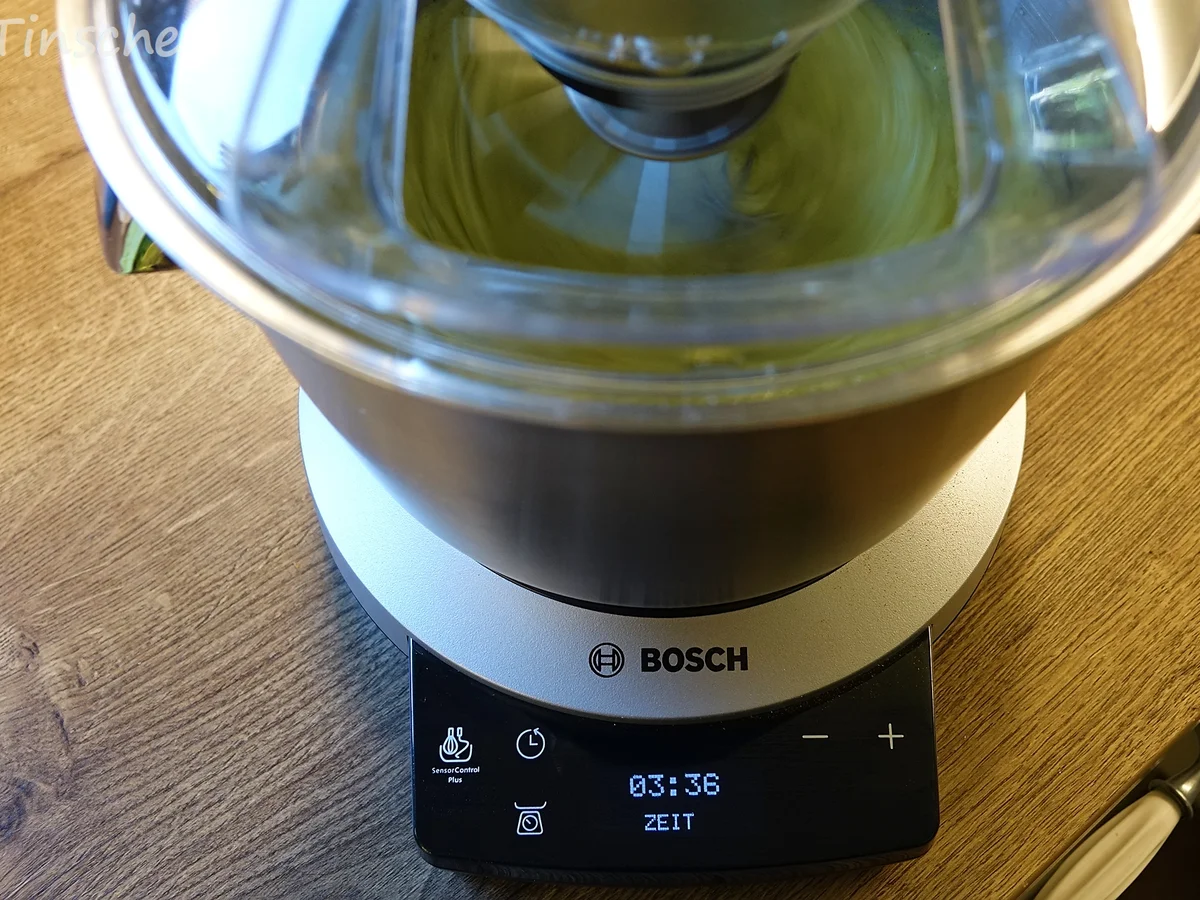 Rezept: Pistazien-Himbeer-Sahne-Torte Bild Nr. 7829 Pistazien-Himbeer-Sahne-Torte - Rezept - Bild Nr. 7829