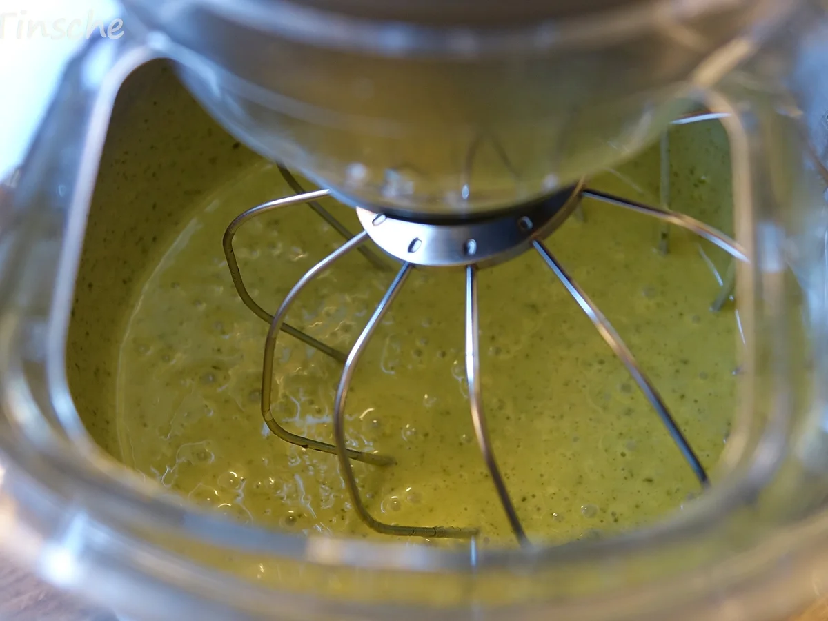 Rezept: Pistazien-Himbeer-Sahne-Torte Bild Nr. 7832 Pistazien-Himbeer-Sahne-Torte - Rezept - Bild Nr. 7832