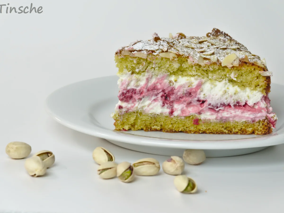 Rezept: Pistazien-Himbeer-Sahne-Torte Bild Nr. 7864 Pistazien-Himbeer-Sahne-Torte - Rezept - Bild Nr. 7864