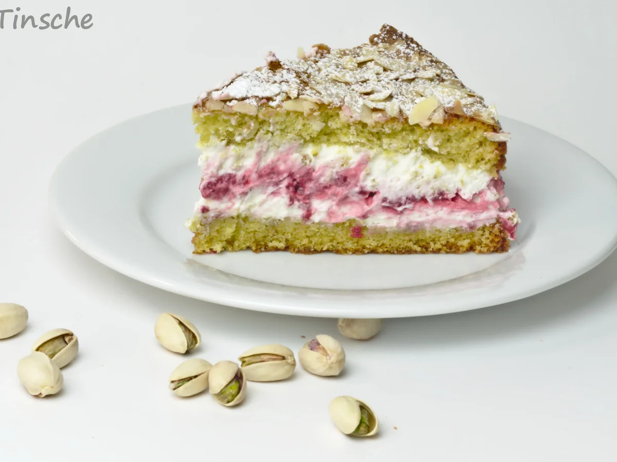 Rezept: Pistazien-Himbeer-Sahne-Torte Bild Nr. 7866 Pistazien-Himbeer-Sahne-Torte - Rezept - Bild Nr. 7866