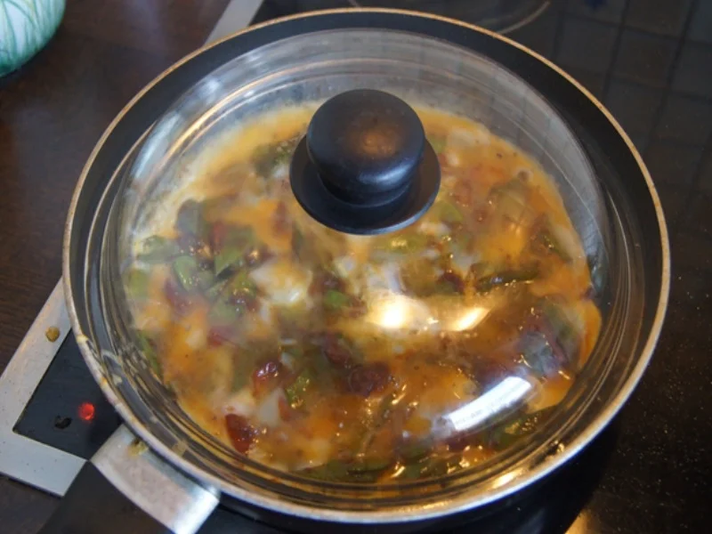 Herzhaftes Zuckerschoten-Tomaten-Omelett - Rezept - Bild Nr. 5