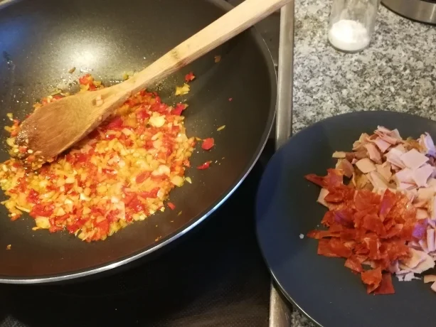 Rezept: Turboschnelle und scharfe Resteverwertung Bild Nr. 7828 Turboschnelle und scharfe Resteverwertung - Rezept - Bild Nr. 7828