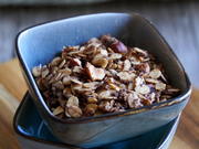 Frühstück: Haselnuss-Schoko-Granola mit Tonkabohne - Rezept - Bild Nr. 2