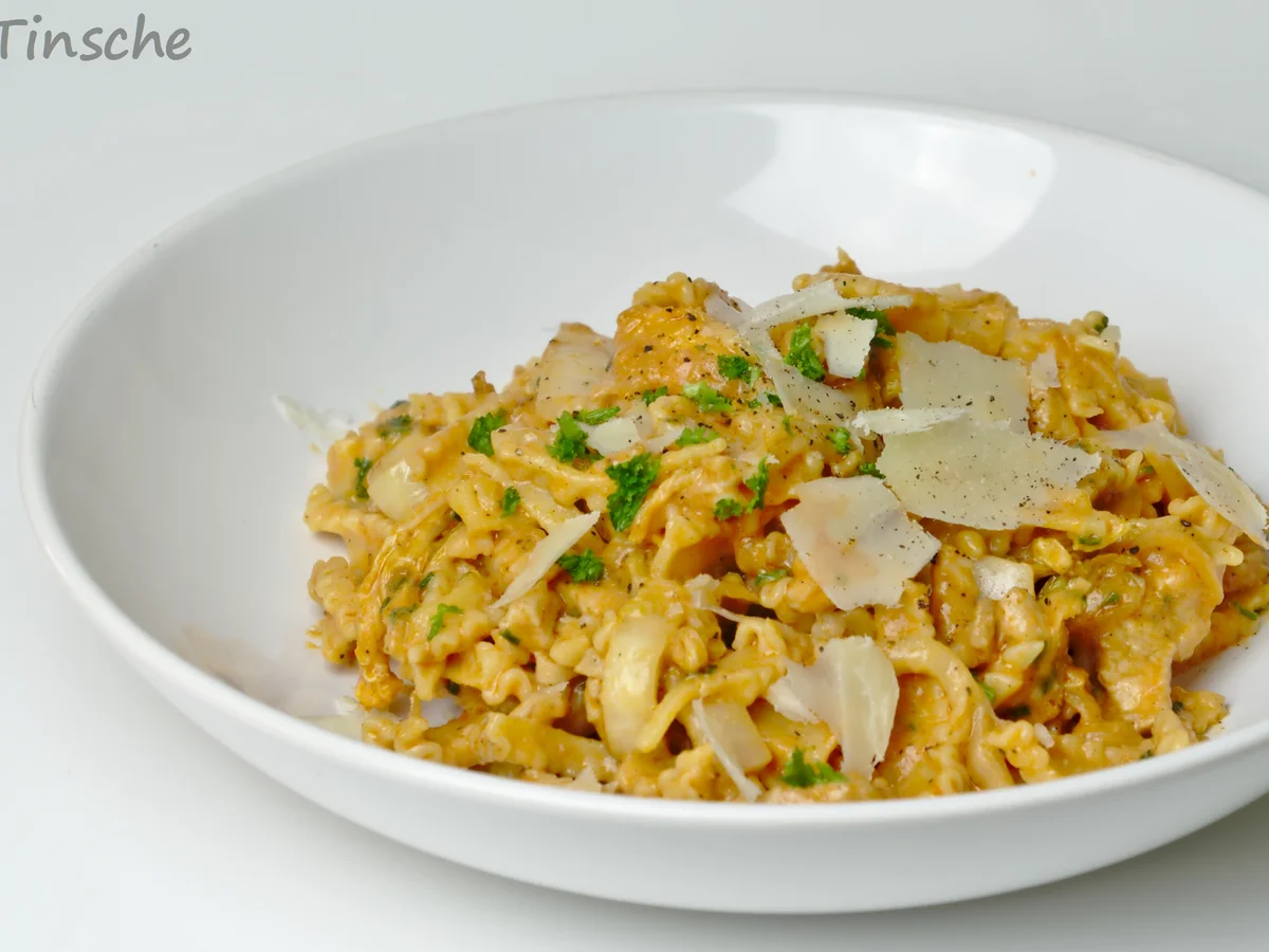 Puten-Chinakohl-Nudelpfanne - Rezept - Bild Nr. 7829