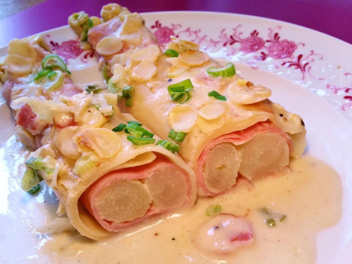 Rezept: Spargelröllchen "Béchamel" - Kochbar Challenge 3.0 April 2019 Bild Nr. 7876 Spargelröllchen "Béchamel" - Kochbar Challenge 3.0 April 2019 - Rezept - Bild Nr. 7876