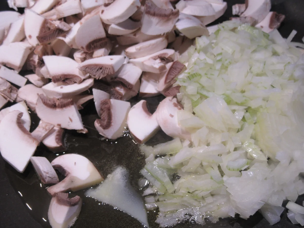 Pasta: Spaghetti mit Champignonragout und Käsesoße "Quadro Formaggi" - Rezept - Bild Nr. 7829