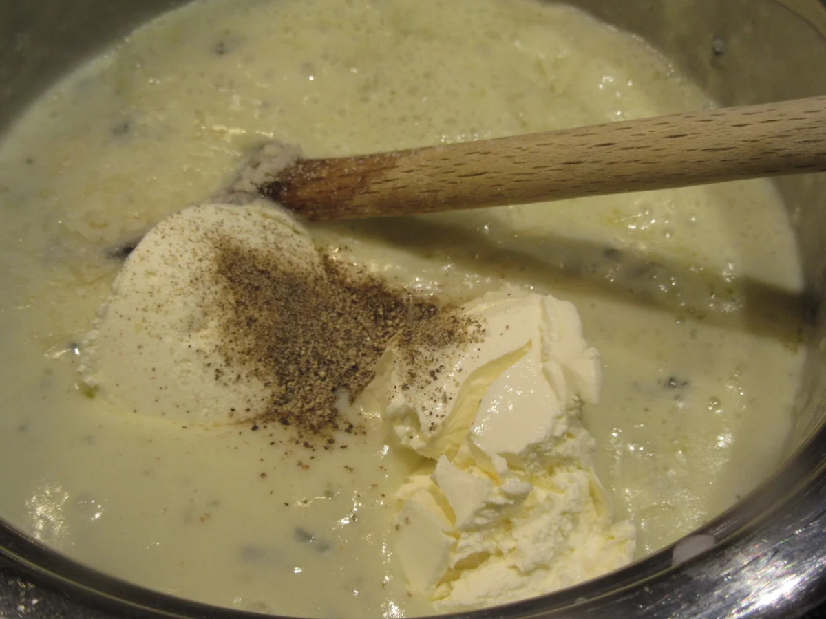 Pasta: Spaghetti mit Champignonragout und Käsesoße "Quadro Formaggi" - Rezept - Bild Nr. 7832