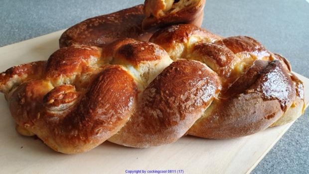 Oma Löffel`s Brote = &amp;quot;der Süsse&amp;quot; Hefezopf - Rezept - kochbar.de