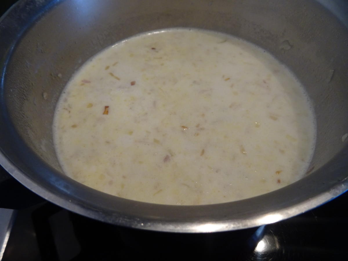 Spinat-Risotto mit pochiertem Ei, Kartoffelschaum und Bacon-Crunch - Rezept - Bild Nr. 7851