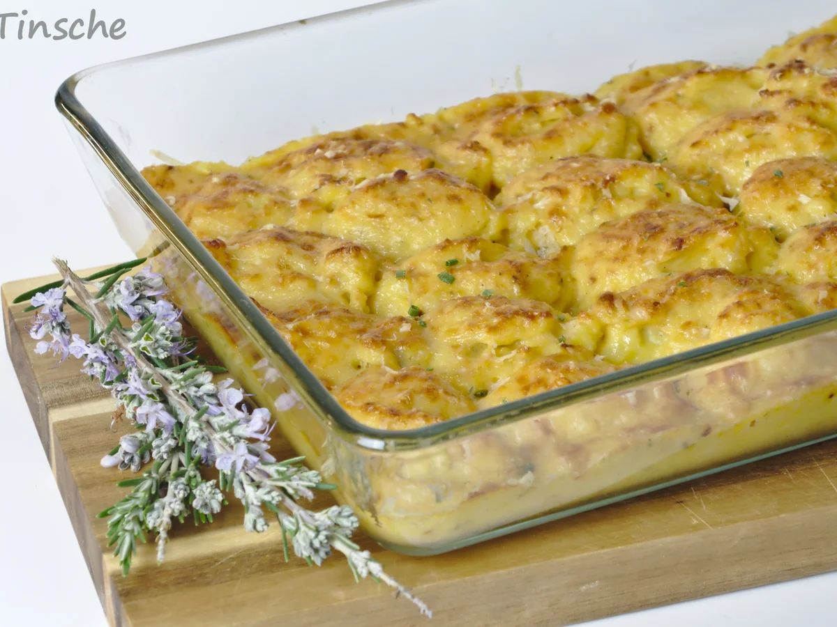 Kartoffelpüree mit Zwiebeln und Käse überbacken - Rezept - Bild Nr. 7858