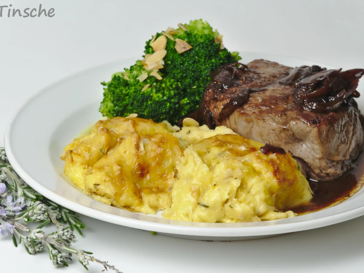 Kartoffelpüree mit Zwiebeln und Käse überbacken - Rezept - Bild Nr. 7862