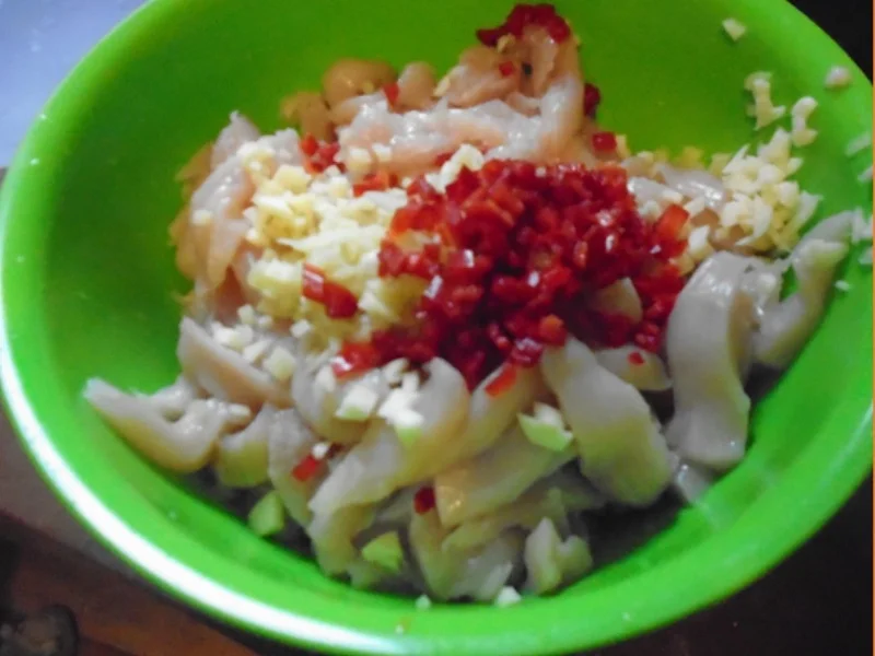 Rotes Thai Curry im Wok - Rezept - Bild Nr. 7872