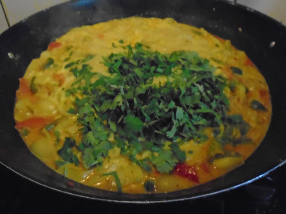 Rotes Thai Curry im Wok - Rezept - Bild Nr. 7888