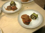 Köfte mit Tomaten-Rotwein-Sauce - Rezept - Bild Nr. 2