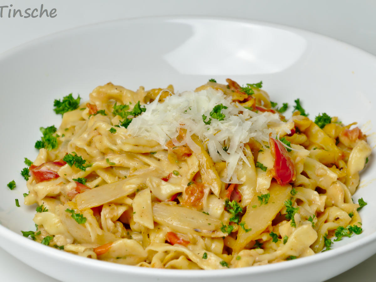 Spargel Tomaten Dinkel Tagliatelle - einfach - von sTinsche