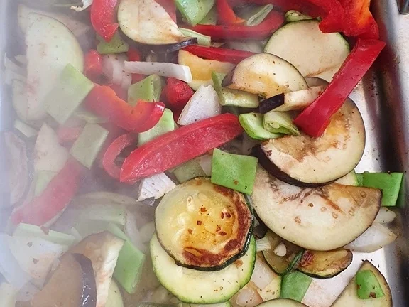 Gemüsepfanne mit viel Aroma - Rezept - Bild Nr. 7907