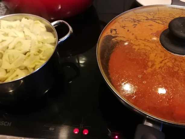 TORTELLINI TONNO ALLA DIAVOLO - Rezept - Bild Nr. 7918