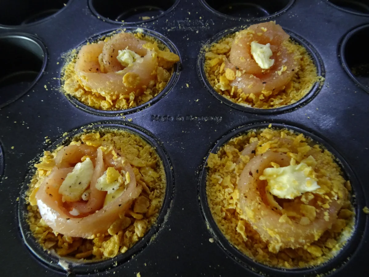 Saiblingsfilet-Röllchen im Knusperbett, im Ofen gegart - Rezept - Bild Nr. 7932