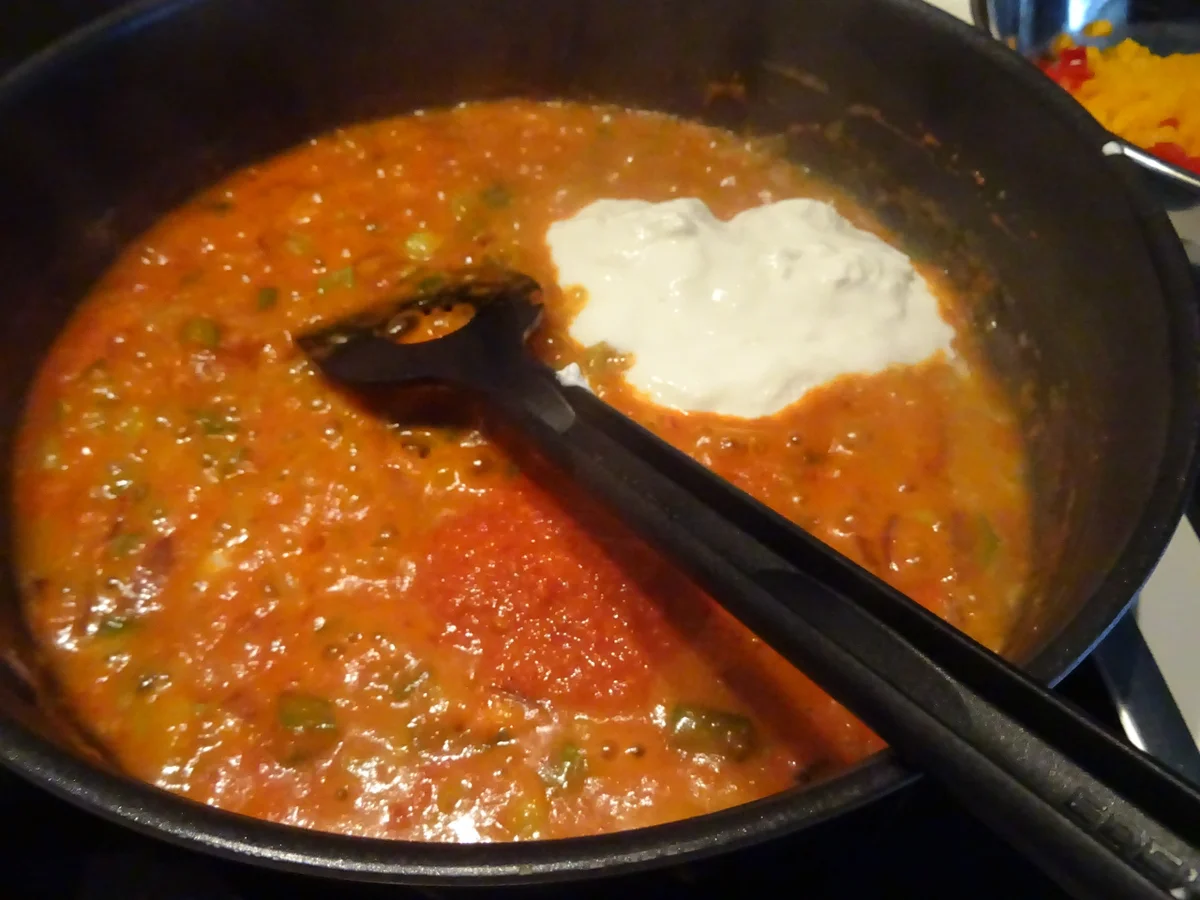 Saiblingsfilet-Röllchen im Knusperbett, im Ofen gegart - Rezept - Bild Nr. 7940