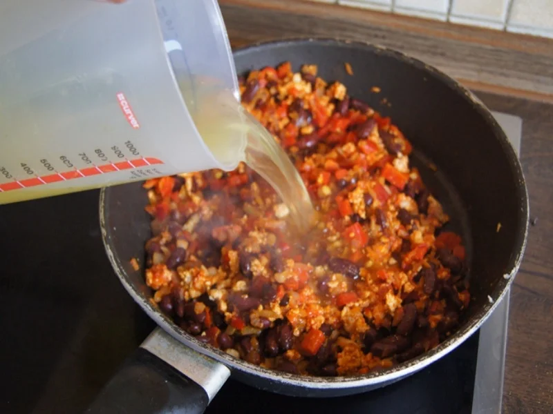 Chili con Carne mit Hähnchenbrustfilet und Gourmet Kartoffeln - Rezept - Bild Nr. 7944