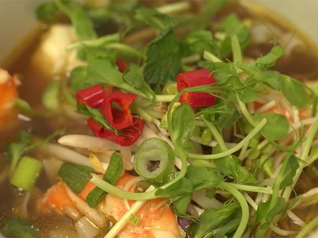 Rezept: Vietnamesische Pho - Nudelsuppe mit marktfrischem Gemüse, Bild Nr. 2 Vietnamesische Pho - Nudelsuppe mit marktfrischem Gemüse, - Rezept - Bild Nr. 2
