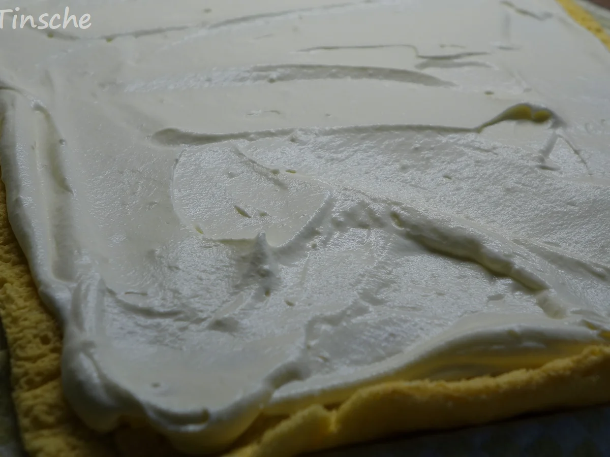 Erbeer-Sahne-Biskuitroulade - Rezept - Bild Nr. 7953