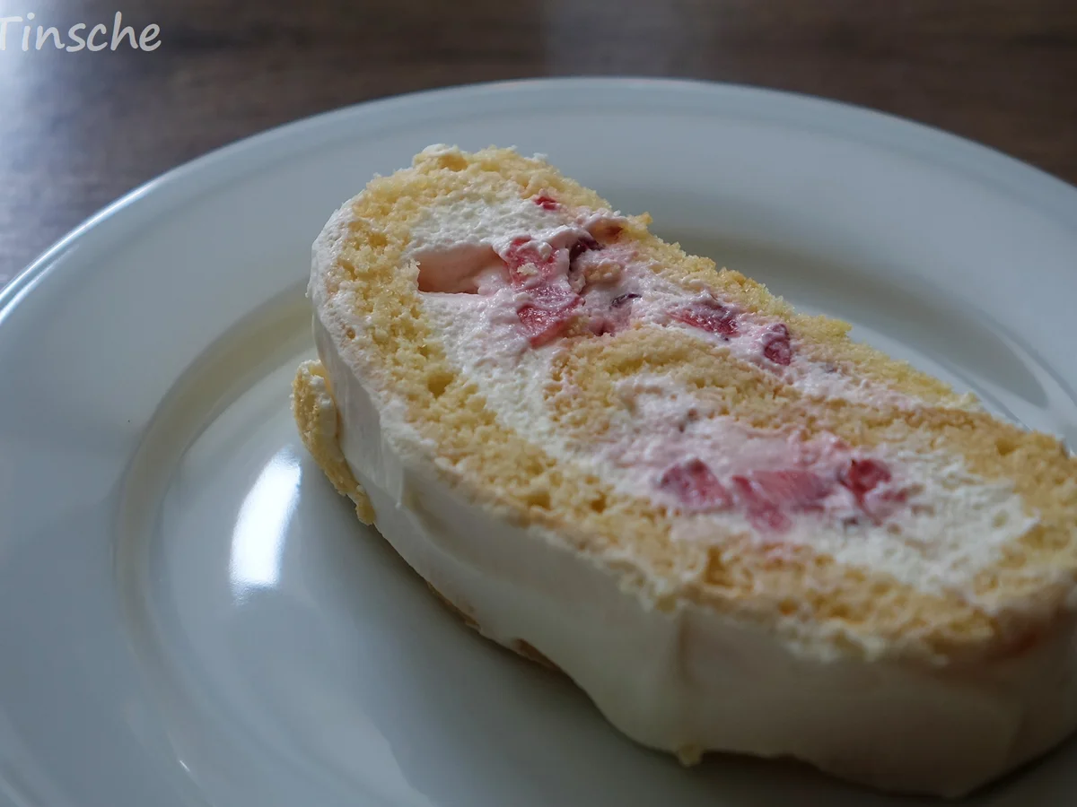 Erbeer-Sahne-Biskuitroulade - Rezept - Bild Nr. 7957